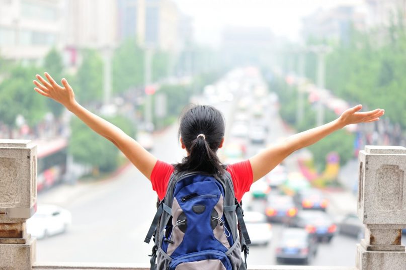 Молодежь готова рискнуть всем ради путешествия мечты