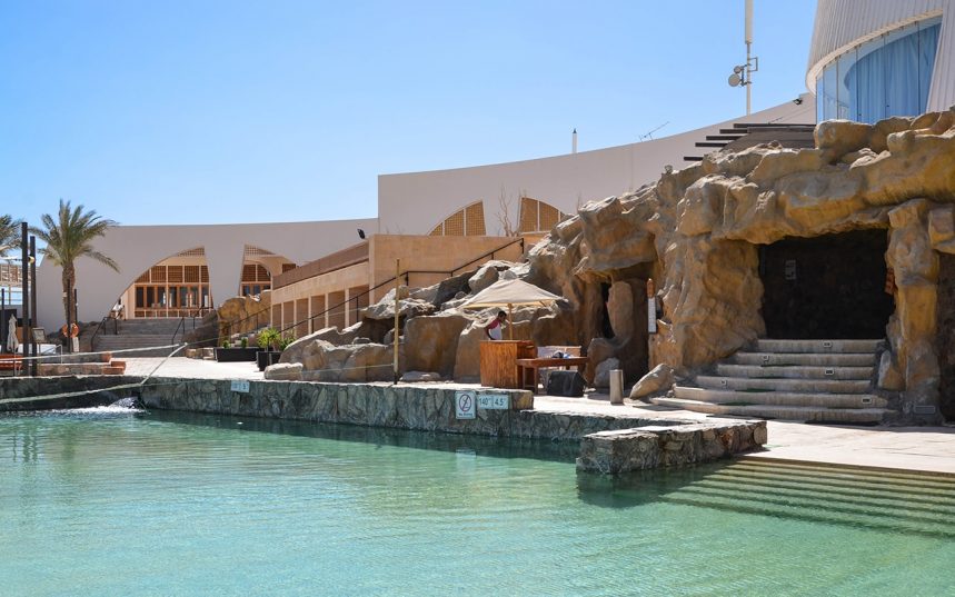 🎀🎀Райский Уголок Ждет Вас – Забронируйте Свой Идеальный Отдых 🏖️RETAC Qunay Resort & SPA 5* 💫ЕГИПЕТ 1-я линия от моря🌴 🌴✈️ летим 05.02.2025 Состоит из основного здания и комплекса одноэтажных корпусов.