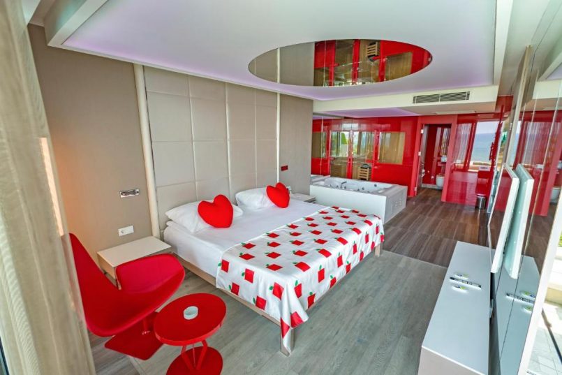 𝗣𝗮𝗿𝗮𝗱𝗶𝘀𝘂𝗹 𝗮𝗱𝘂𝗹𝘁̦𝗶𝗹𝗼𝗿 𝘁𝗲 𝗮𝘀̦𝘁𝗲𝗮𝗽𝘁𝗮̆ 𝗶̂𝗻 𝗧𝘂𝗿𝗰𝗶𝗮! 🌴 ✈️Zbor 06.05 - de la 579€ ✨