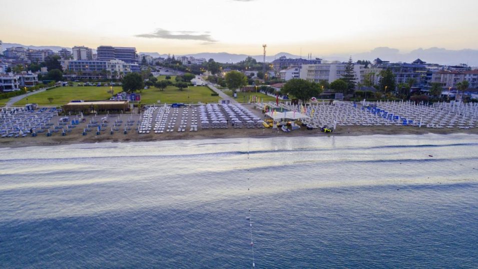 🔥 OFERTĂ FIERBINTE DOAR ASTĂZI! 🔥 📆 Plecare: 01.05.2025 🏨 Alexia Resort & Spa | Side, Turcia 💶 De la 608€