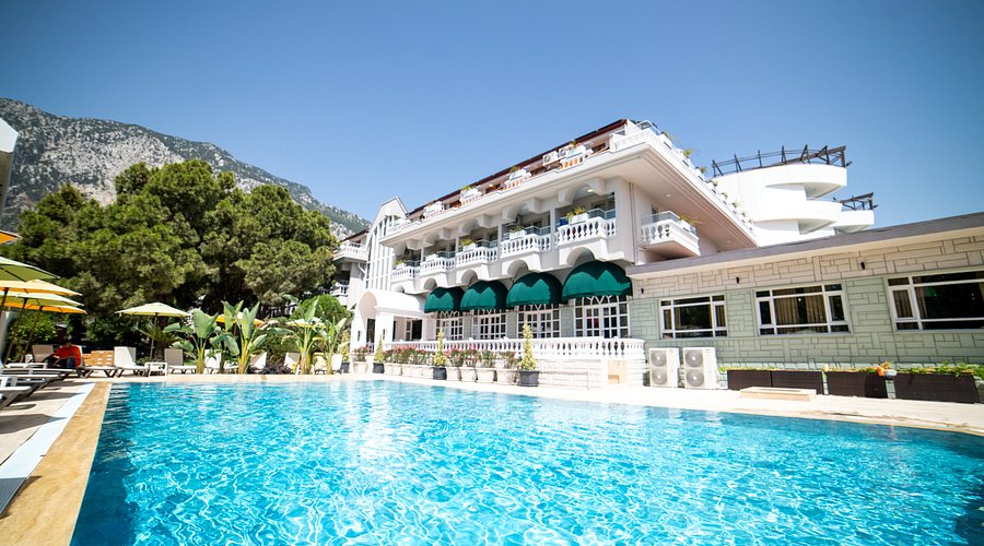 O săptămână cu soare și răsfăț la malul Mediteranei  ☀️🌊🍹, din data de 15.05 , de la 470 euro